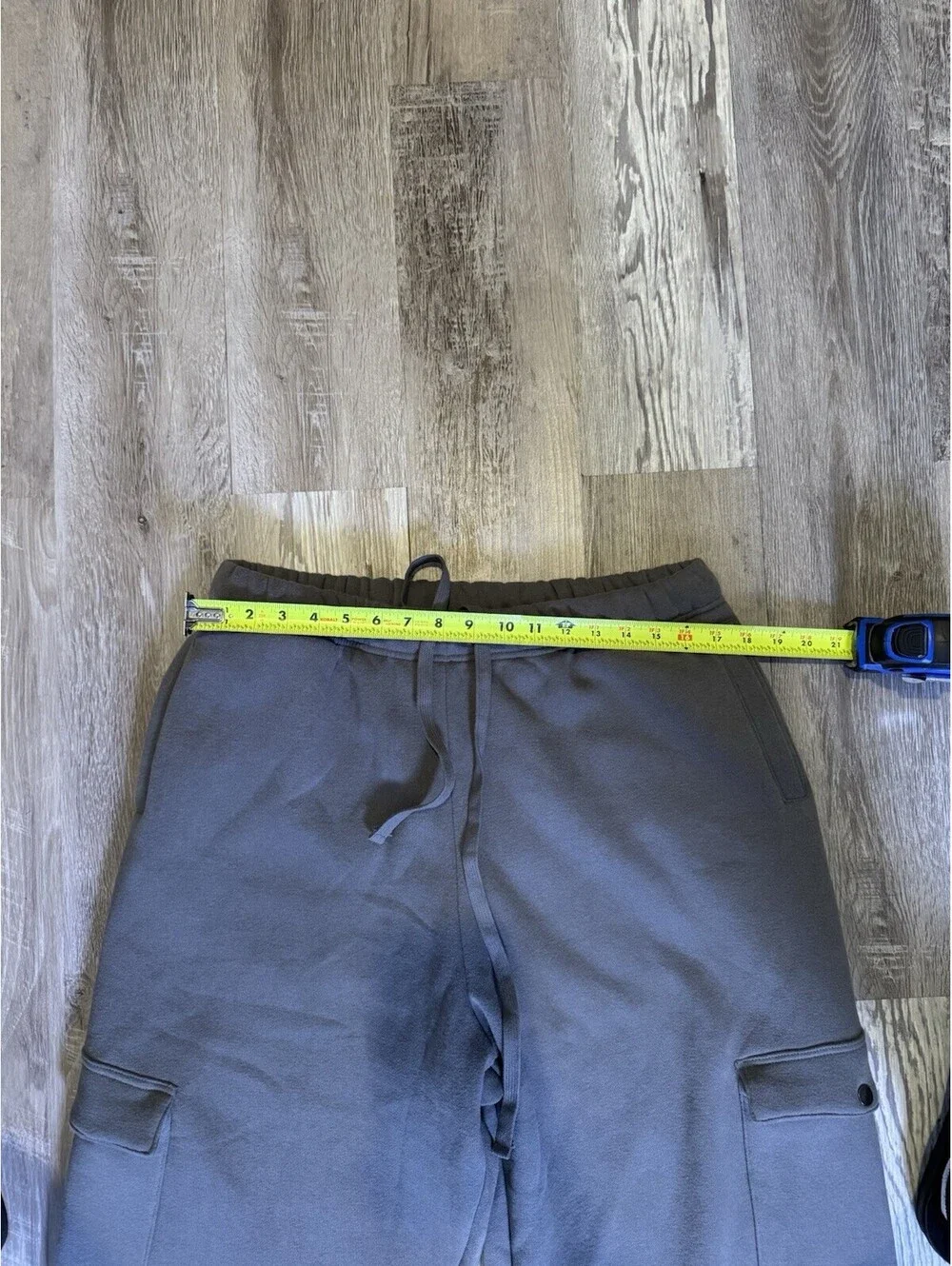 Fashion Nova Mens XL Charcoal Gray GOAT Wide Leg Cargo Sweatpants Fleece Raw Hem